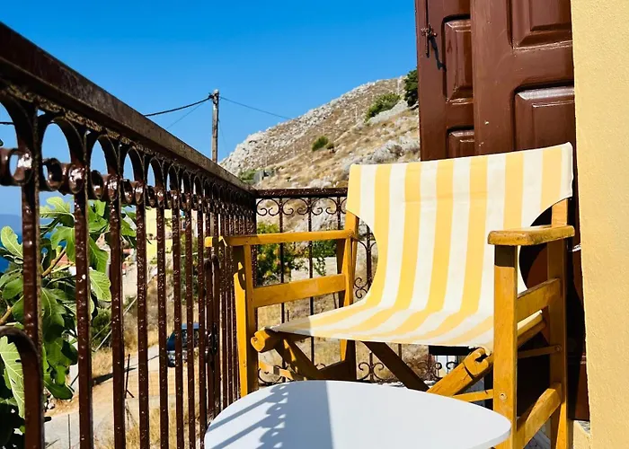 Roots House * Сими